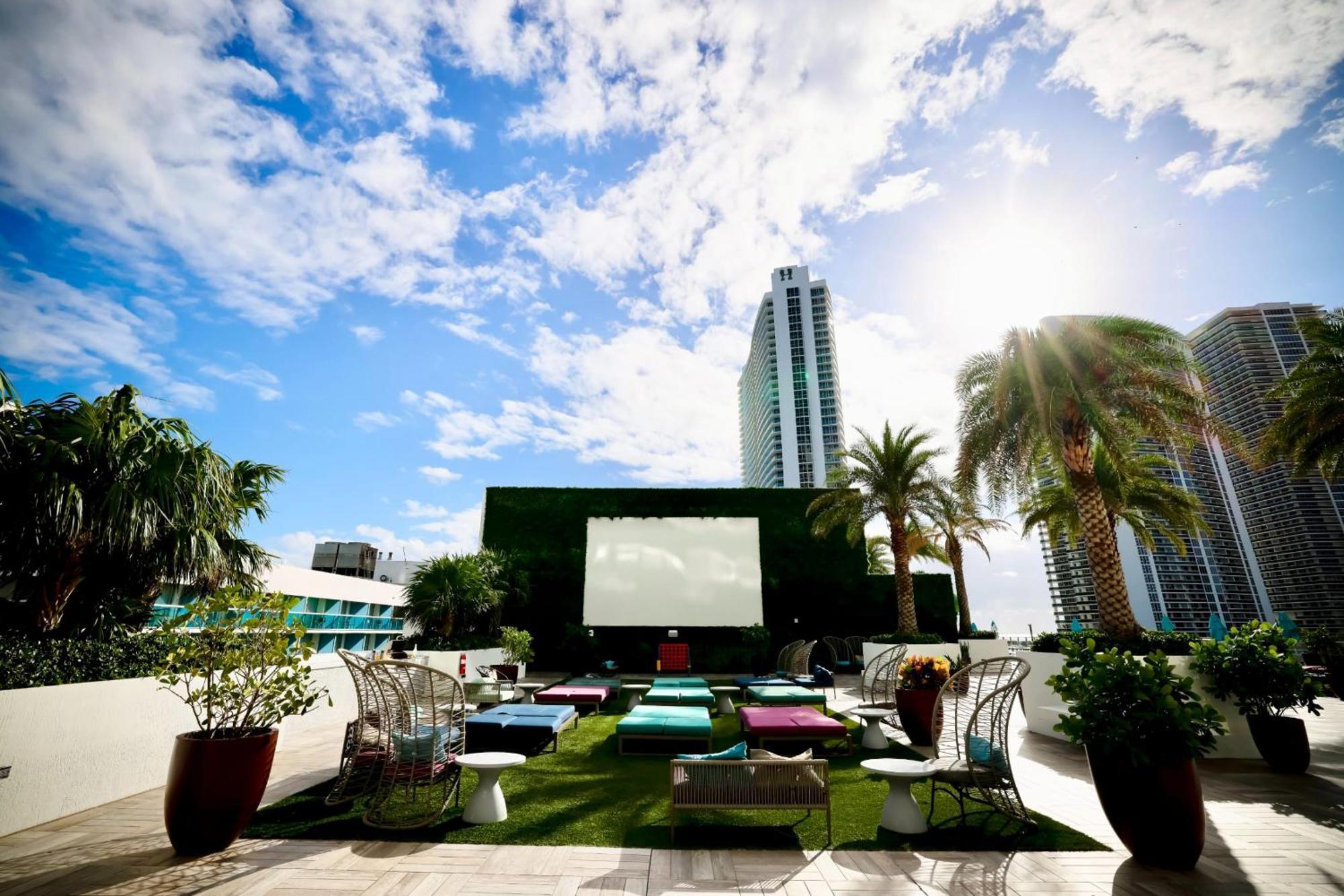 Diamond In The Sky Villa Hollywood Buitenkant foto