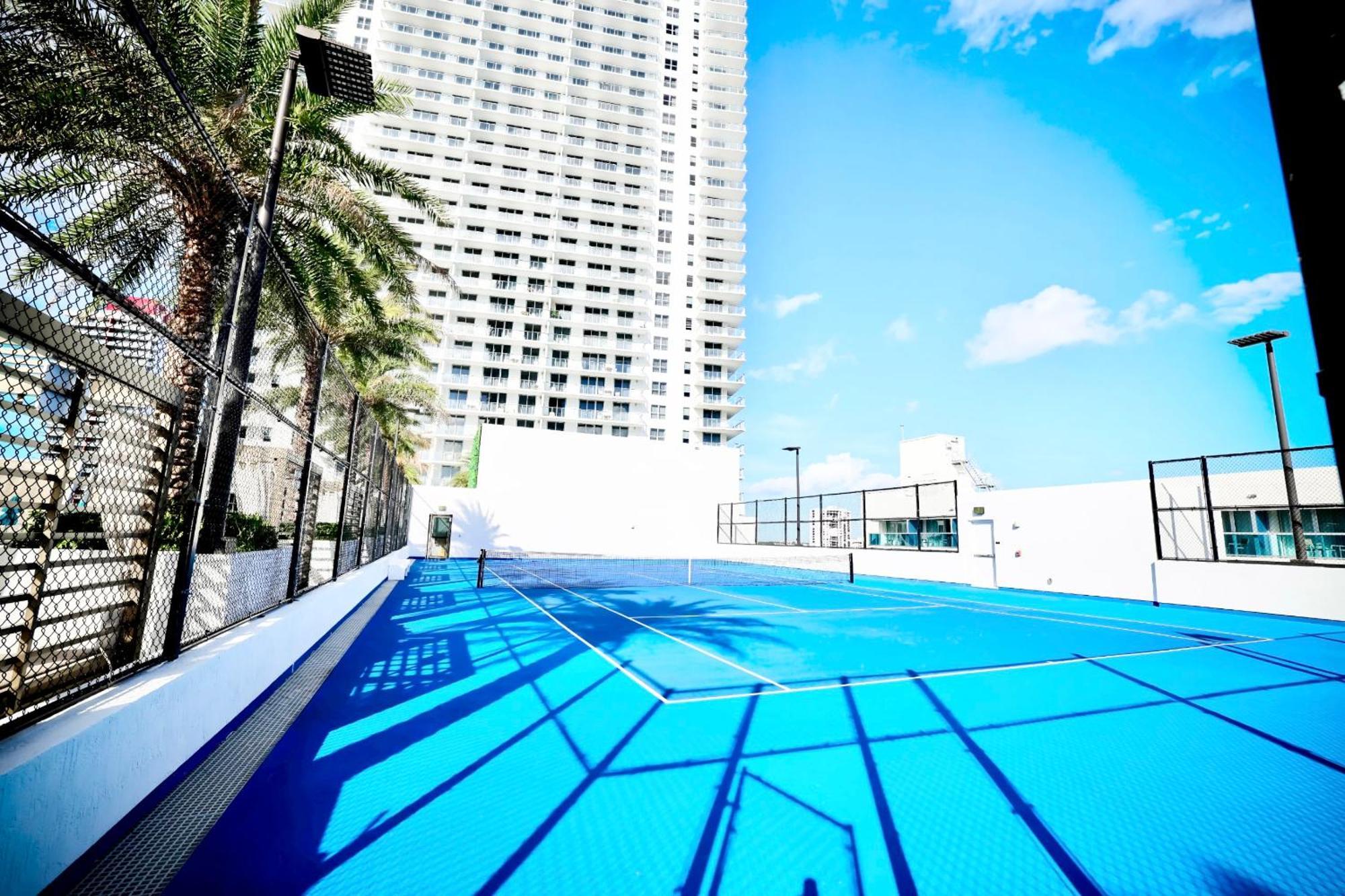 Diamond In The Sky Villa Hollywood Buitenkant foto